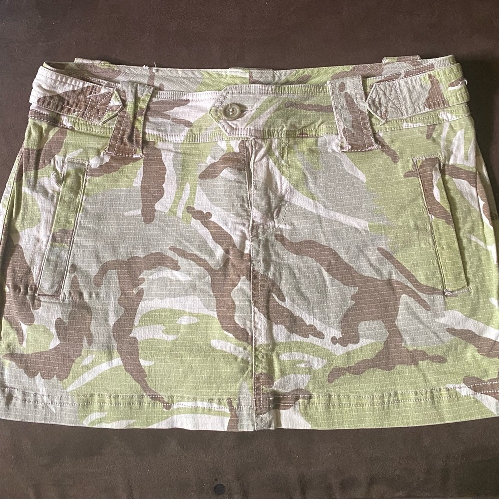 Camouflage skort